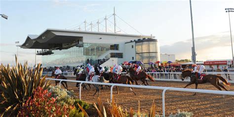 Dundalk Racecourse .